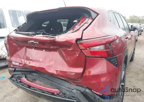 2024 Chevrolet Trax Fwd 1Rs z USA, uszkodzony, nr VIN KL77LGE28RC008462